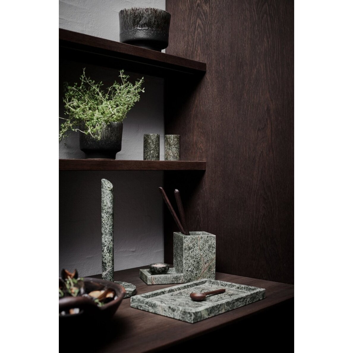 Padėklas Vita, marmuras, 20x30x2,8 cm, Seagrass 2 Padėklas Vita, marmuras, 20x30x2,8 cm, Seagrass 2